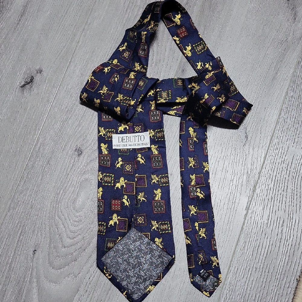 Debutto Men's Tie with Blue and Gold Geometric Design